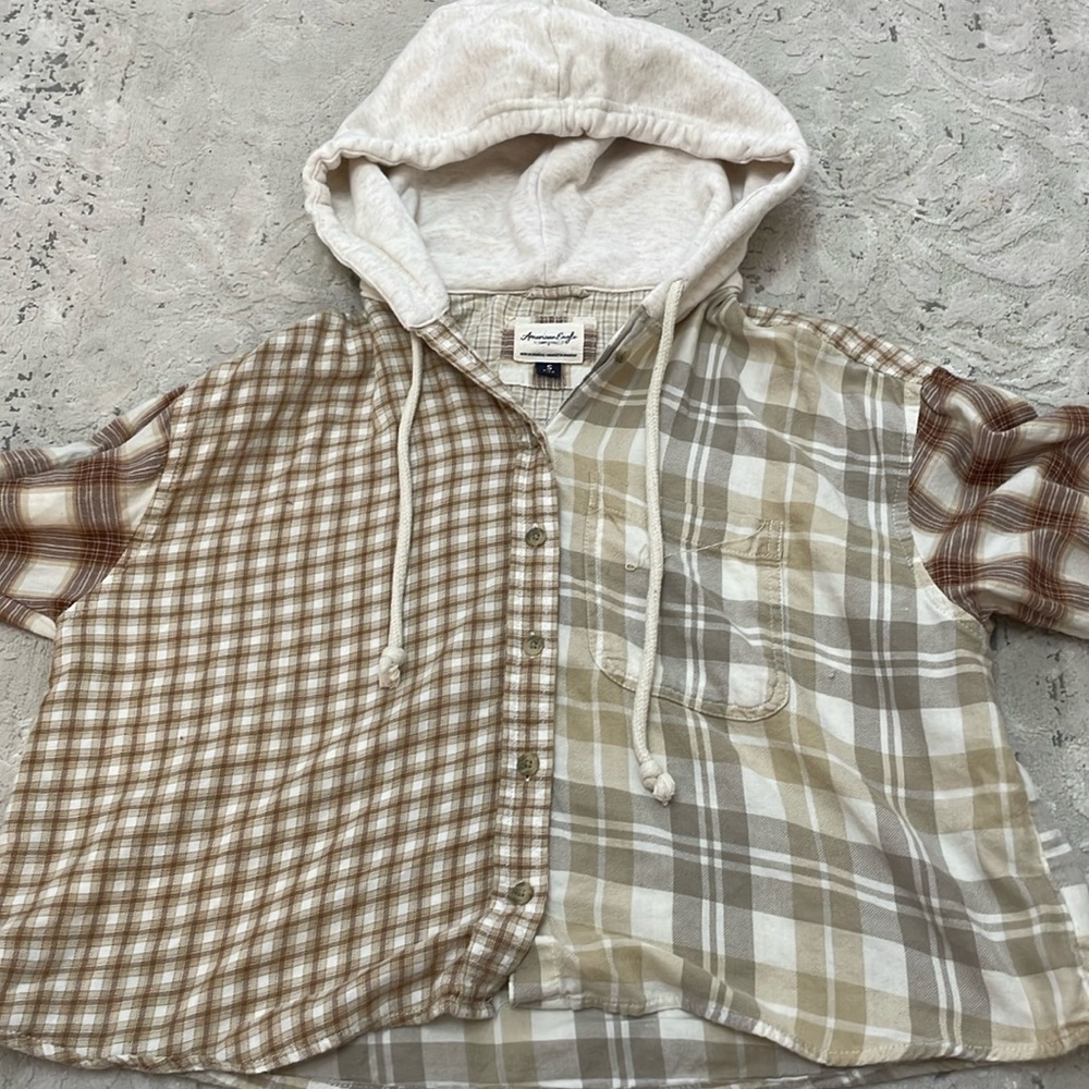 American Eagle plaid hoodie